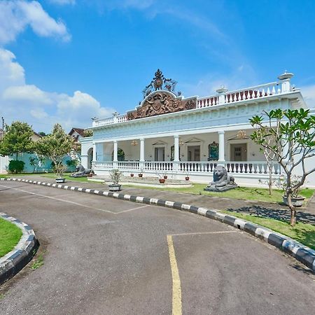 Tirtodipuran Hotel By Natts Hospitality Indonesia Yogyakarta Esterno foto