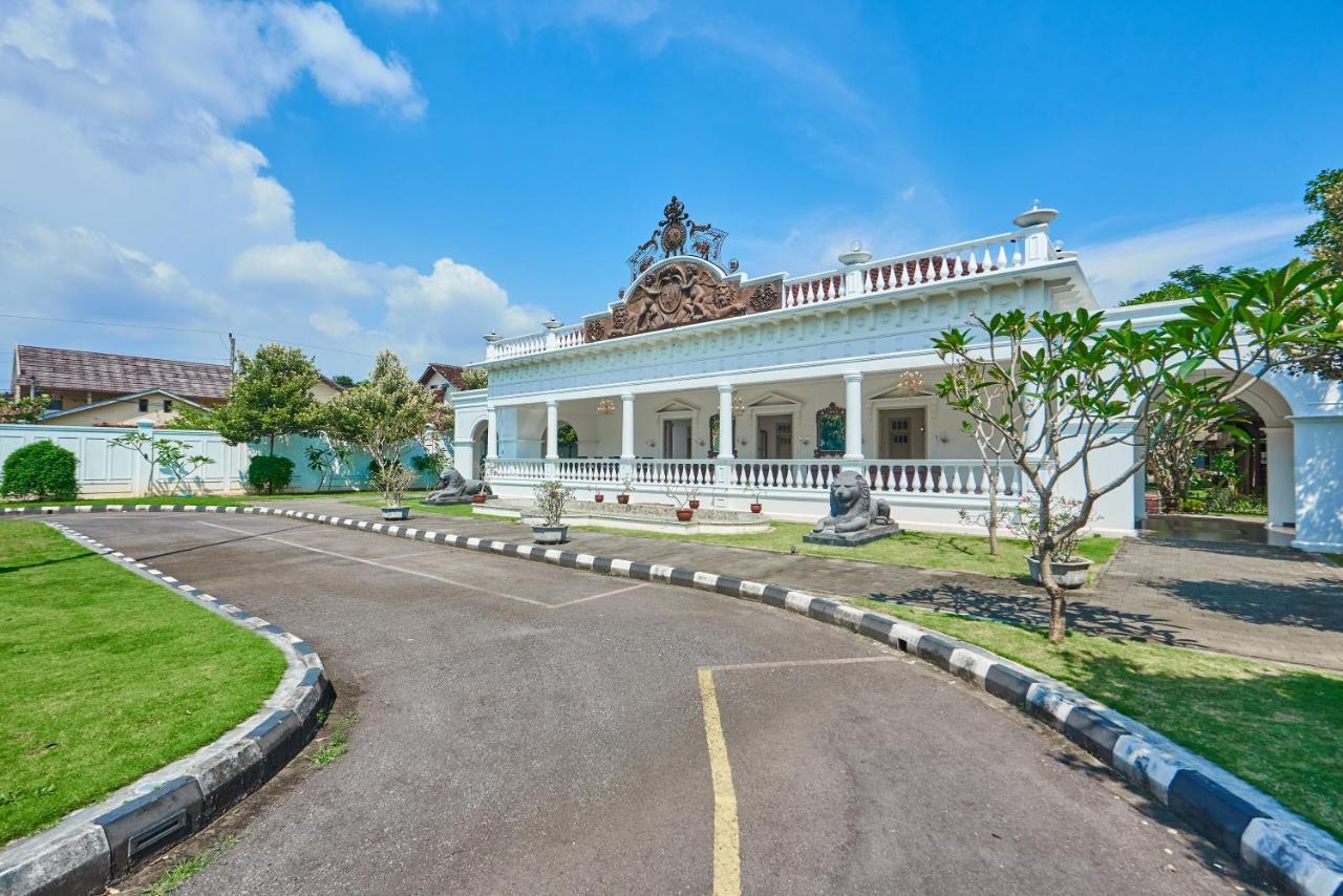 Tirtodipuran Hotel By Natts Hospitality Indonesia Yogyakarta Esterno foto